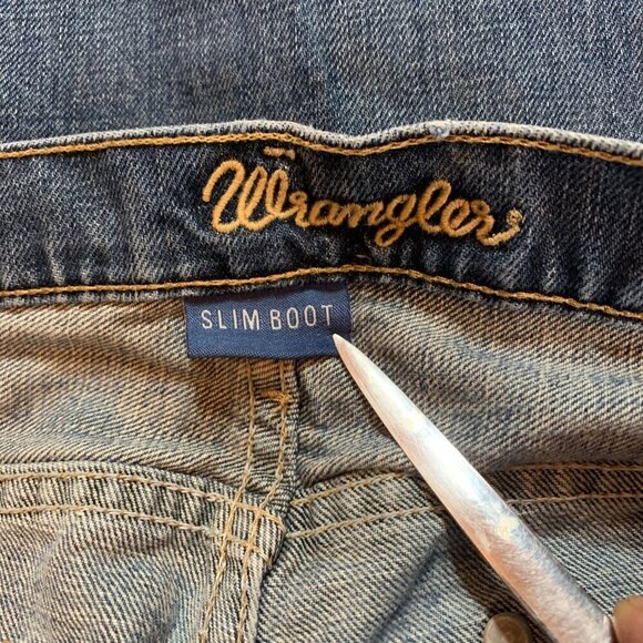 Wrangler Slim Boot Denim Jeans - Picture 6 of 13